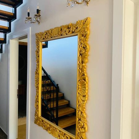Vila Franko Berat Bagian luar foto
